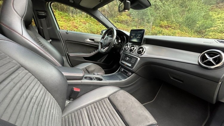 Mercedes-Benz Classe GLA 250 250 AMG 4-Matic