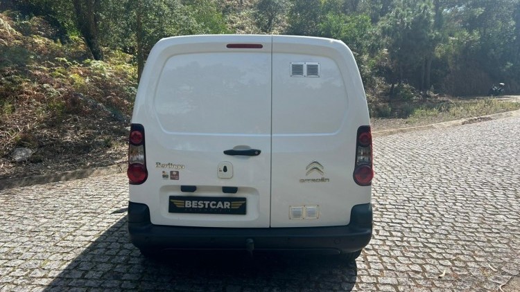 Citroën Berlingo 1.6 BlueHDI (Iva Dedutivel)