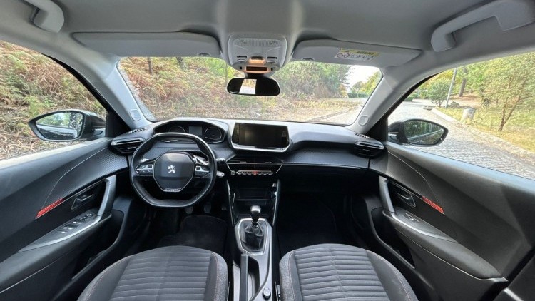 Peugeot 2008 1.2 PureTech Active Pack