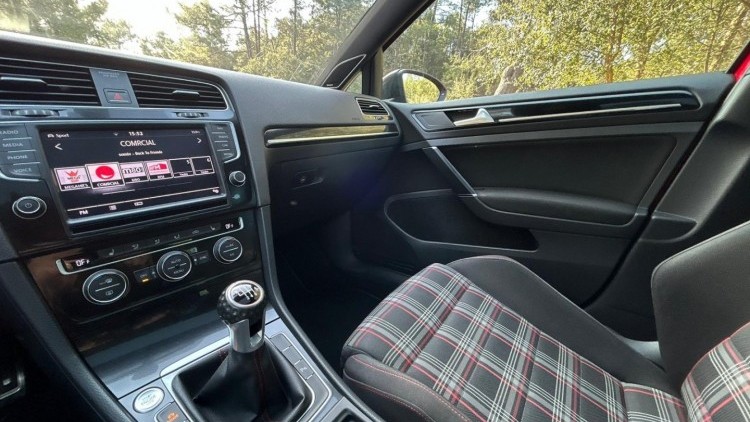 Volkswagen Golf GTi 2.0 Performace