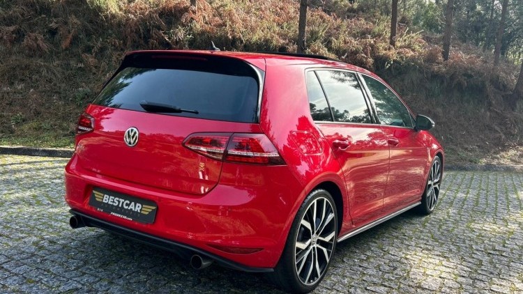 Volkswagen Golf GTi 2.0 Performace