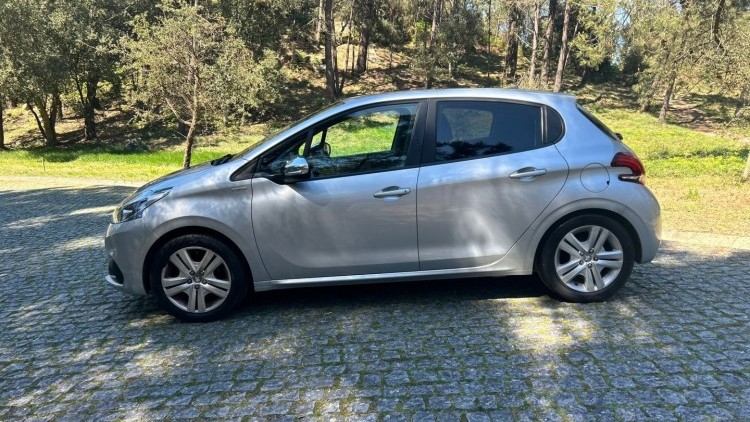 Peugeot 208 1.2 PureTech Style