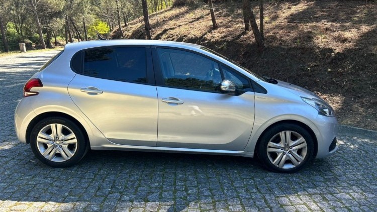 Peugeot 208 1.2 PureTech Style