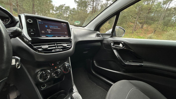 Peugeot 208 1.2 PureTech