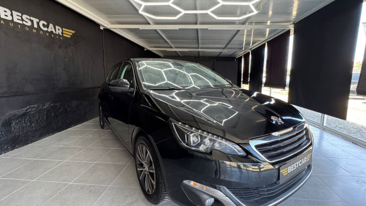 Peugeot 308 1.2 e-THP Allure