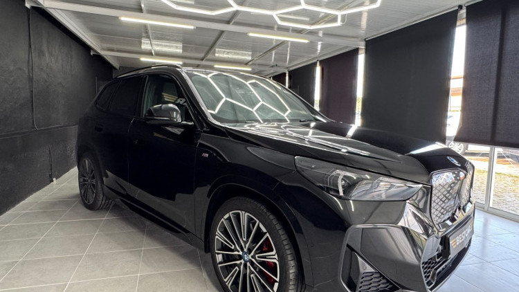 BMW iX1 eDrive20 M Sport Pro