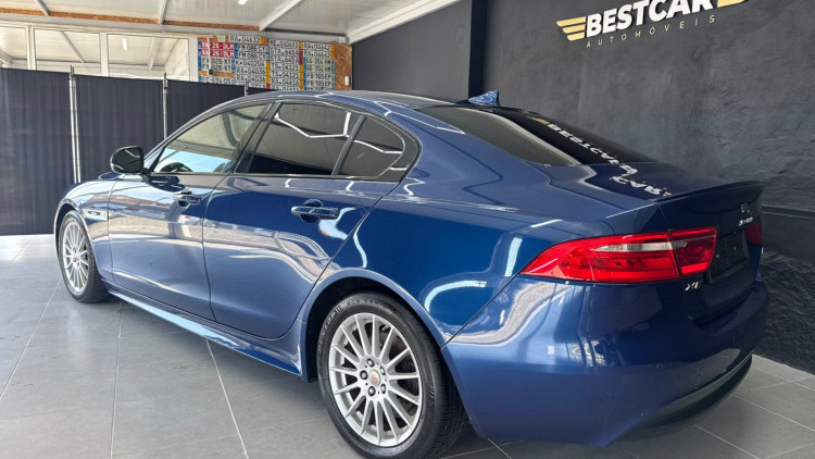 Jaguar XE 2.0 D R-Sport Aut.