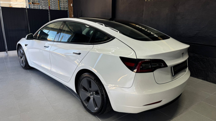 Tesla Model 3 Standard Range Plus