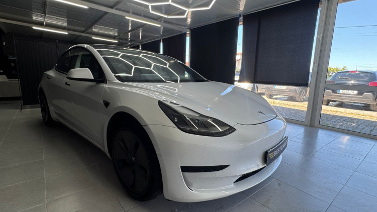 Tesla Model 3 Standard Range Plus