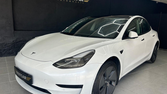 Tesla Model 3 Standard Range Plus