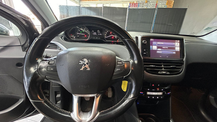Peugeot 208 1.2 PureTech Style