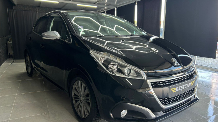 Peugeot 208 1.2 PureTech Style