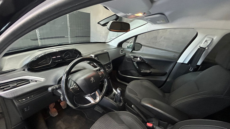 Peugeot 208 1.2 PureTech Style