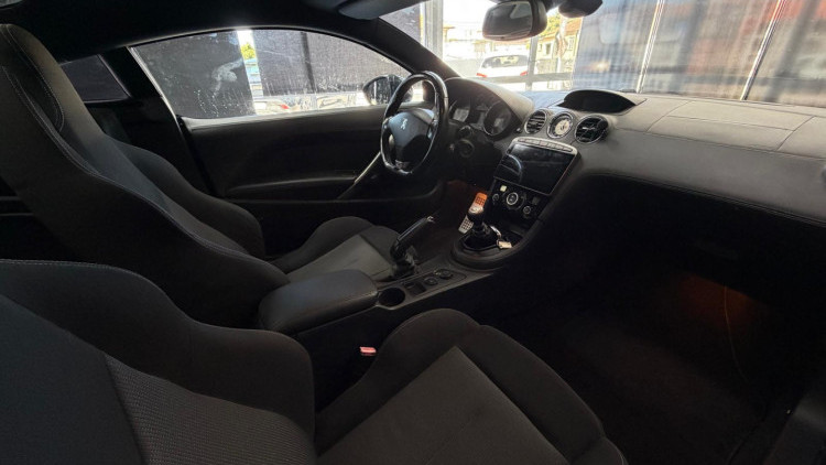 Peugeot RCZ 1.4 THP