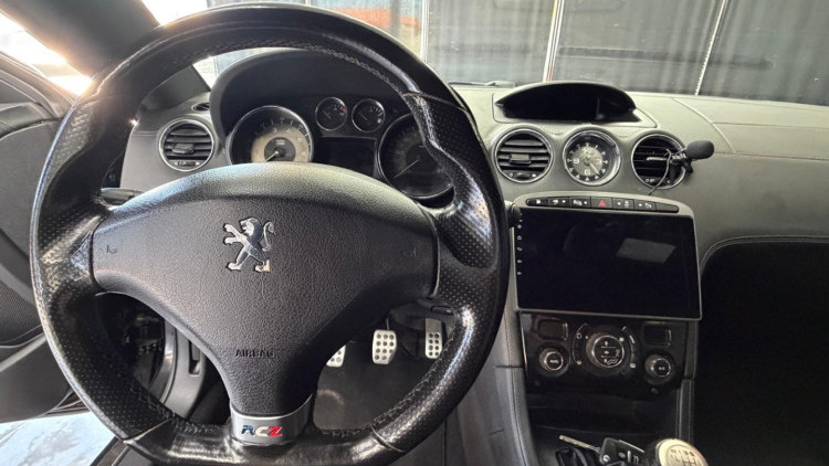 Peugeot RCZ 1.4 THP