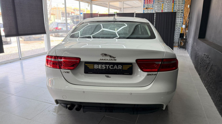Jaguar XE 2.0 R-Sport Aut.