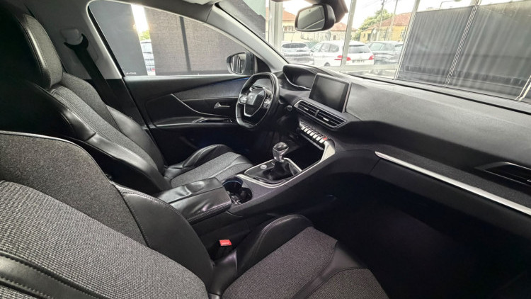 Peugeot 3008 1.2 PureTech Allure