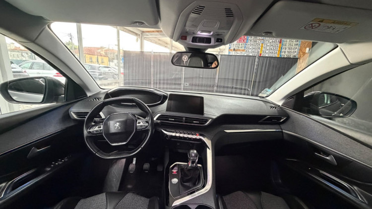 Peugeot 3008 1.2 PureTech Allure