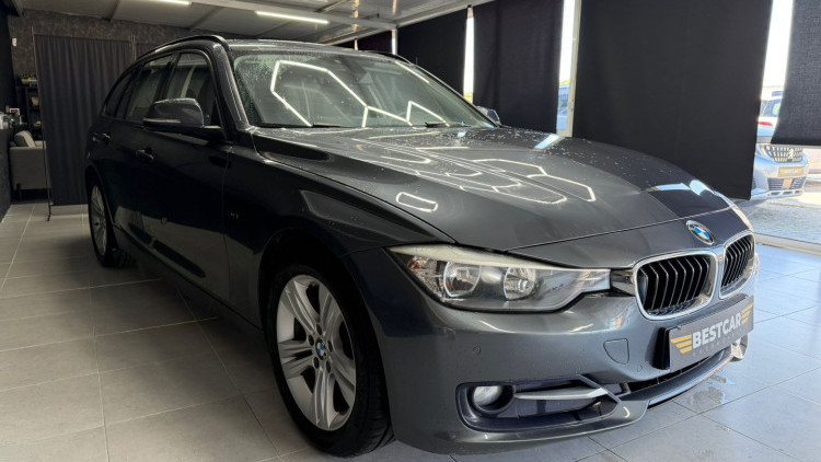 BMW S&eacute;rie 3 - 318 d Line Sport