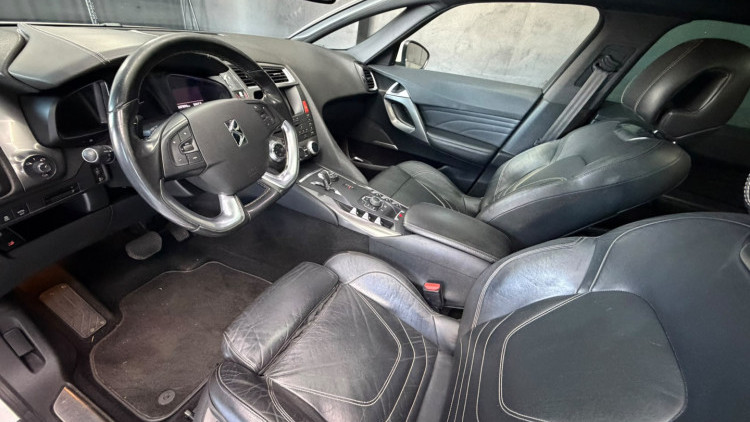 Citro&euml;n DS5 2.0 HDi Hybrid4 Sport Chic CMP6