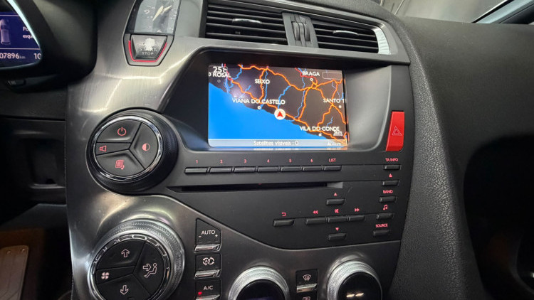Citro&euml;n DS5 2.0 HDi Hybrid4 Sport Chic CMP6