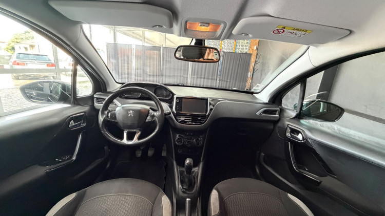 Peugeot 208 1.2 PureTech Style