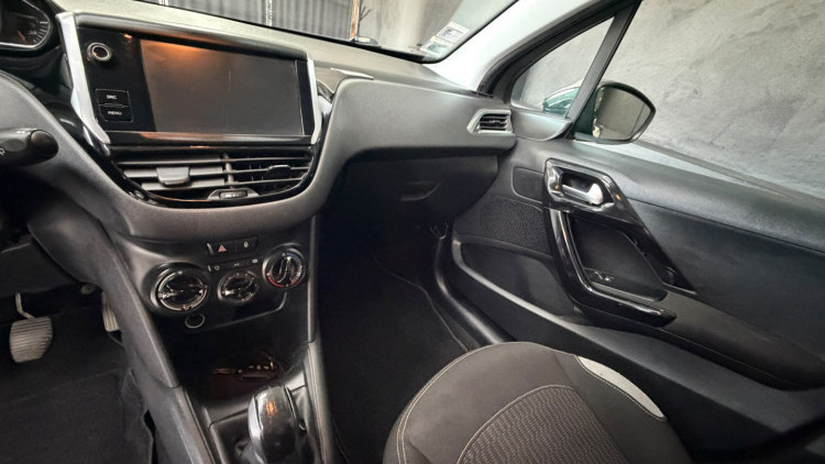 Peugeot 208 1.2 PureTech Style