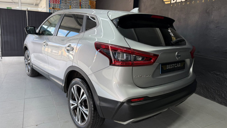 Nissan Qashqai 1.2 DIG-T N-Connecta