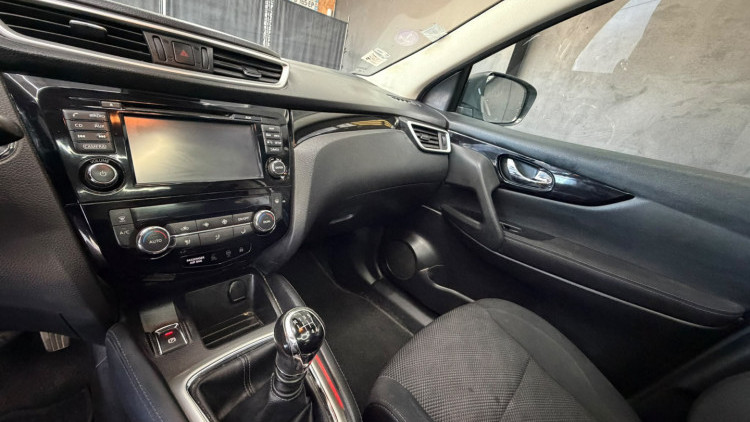 Nissan Qashqai 1.2 DIG-T N-Connecta