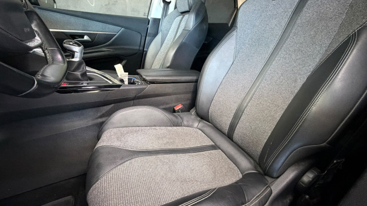 Peugeot 3008 1.2 PureTech Allure