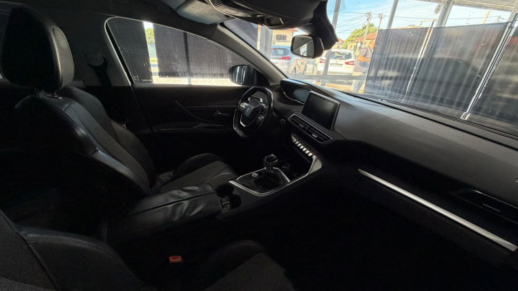 Peugeot 3008 1.2 PureTech Allure