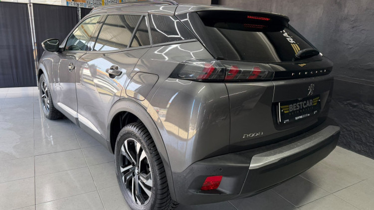 Peugeot 2008 1.2 PureTech Allure
