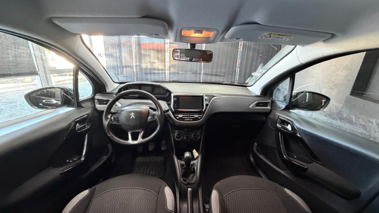 Peugeot 208 1.2 PureTech Style