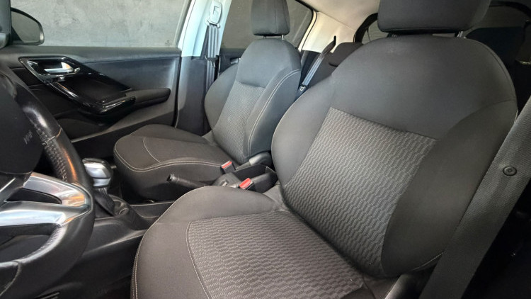 Peugeot 208 1.2 PureTech Style