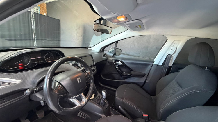 Peugeot 208 1.2 PureTech Style