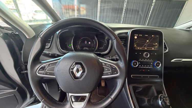 Renault Grand Sc&eacute;nic 1.7 Blue DCi Bose Edition