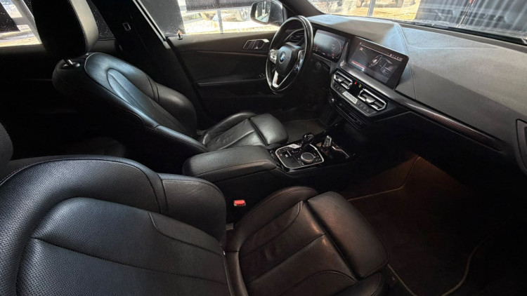 BMW S&eacute;rie 2 - 218 Gran Coup&eacute;